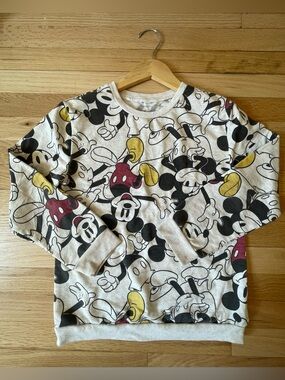 Disney Mickey Mouse Print Sweatshirt